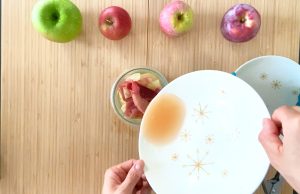 Store apple compote with skins and juice