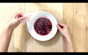 Microwave blueberry compote for 1 min