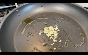 Bring out garlic aroma by sauteeing