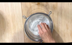 Sift rice flour, corn starch, BP