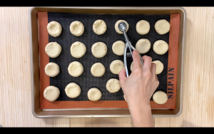 Press cookie center again