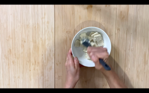Melt vegan white chocolate slowly