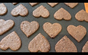 Let the cookies cool